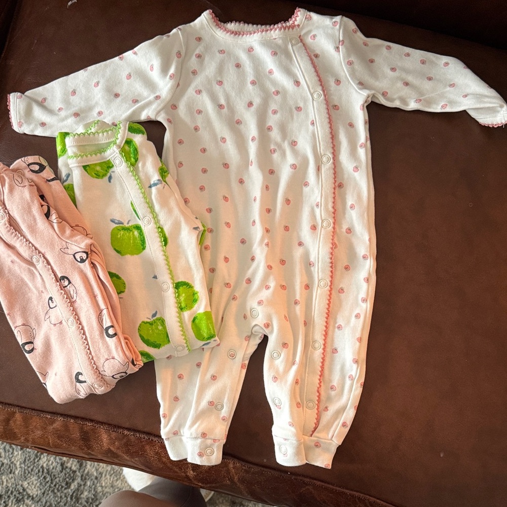 Charming Kids Footie - White and Pink 3-6m